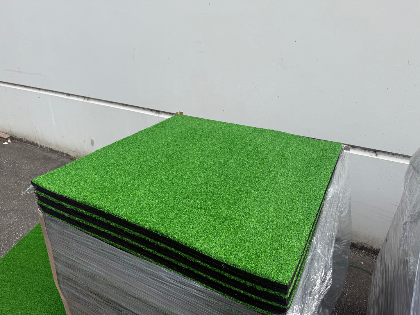 SR Elite Turf Tile - 1m x 1m x 20mm